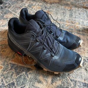 Salomon Women's Dark Blue and Black Trail Shoes